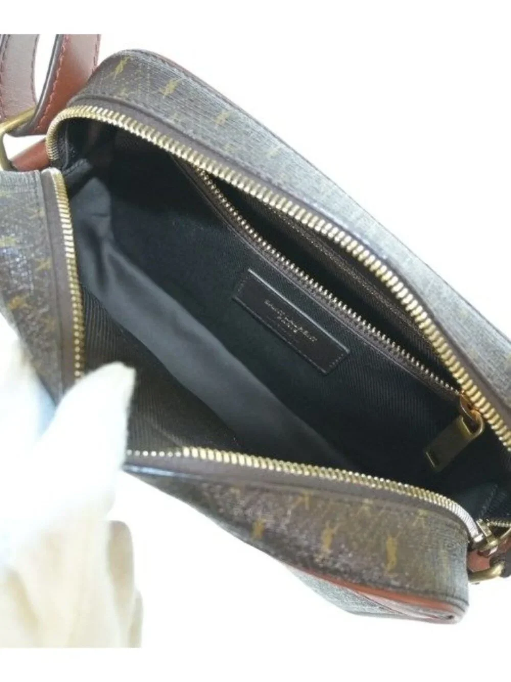 Saint Laurent Paris Shoulder Bag